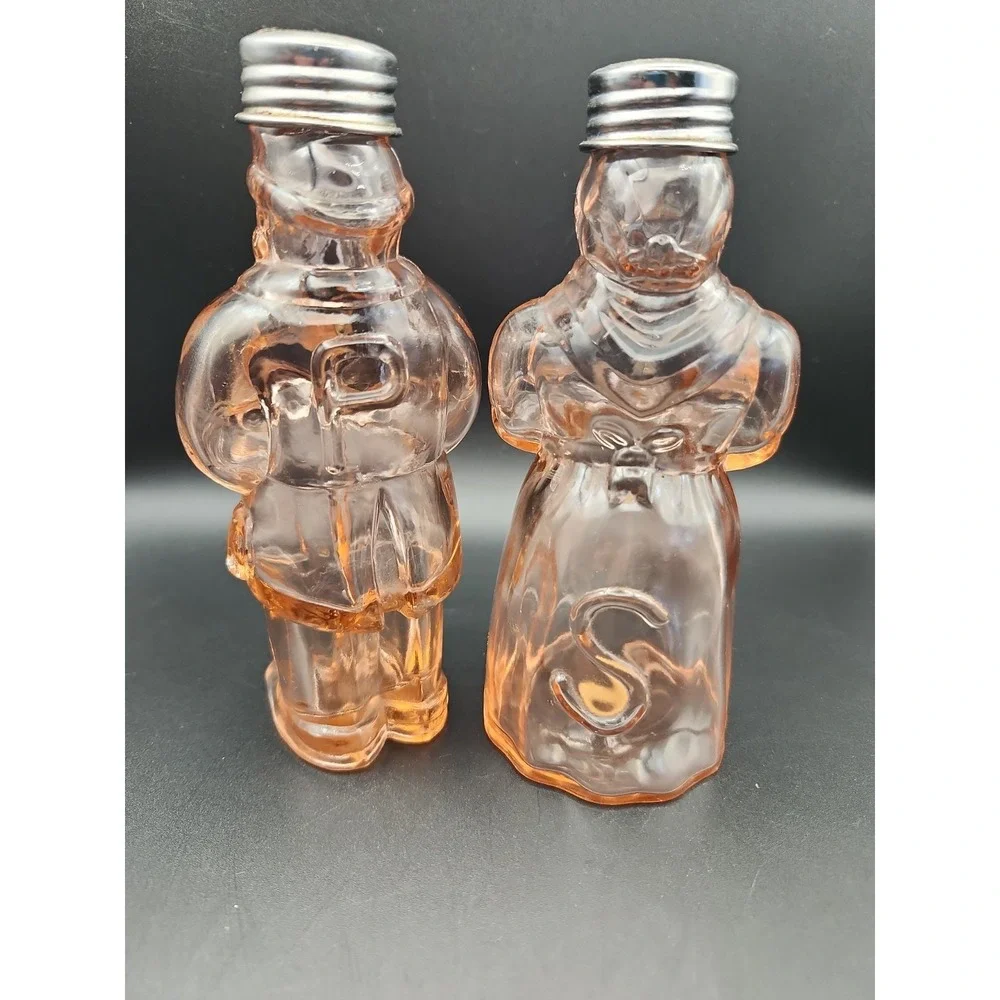 Vintage Pink Glass Mrs. Salt & Mr. Pepper Shaker Made In Taiwan
